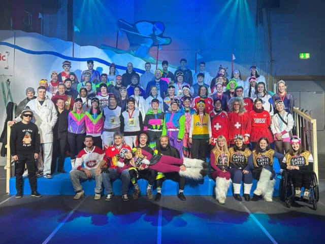 Mir luege mit ganz viel schöne Erinnerige uf eusi Fasnachts-Winterspiel zrugg. 🥳❄️

S olympische Fasnachts-Gold goht a alli, wo drzue bitreit hei, dass dr Oobe so unvergässlich, luschtig und voller Stimmig worde isch - vor und hinger dr Bühni, uf dr Tanzflächi oder bi de Vorbereitige. 🏅⛷️🍾🎶

Danke euch allne fürs Mitmache, Mitlache und Mitfiire💙