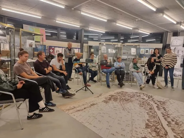 Gestern fand unser Leiter- und Vorstandsessen statt!
Zuerst besuchten wir das Industriemuseum in Breitenbach und erhielten spannende Einblicke in die geschichtliche Entwicklung von Industrie und Gewerbe. Anschliessend fuhren wir mit dem Postauto nach Büsserach, wo wir den Abend gemütlich bei einem Fondue Chinoise ausklingen liessen. 😁✨